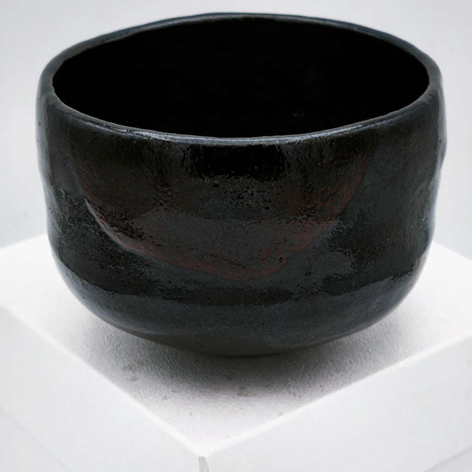 Chawan KURO-RAKU 💚 Mistrovská miska pro tradiční čaj Matcha
