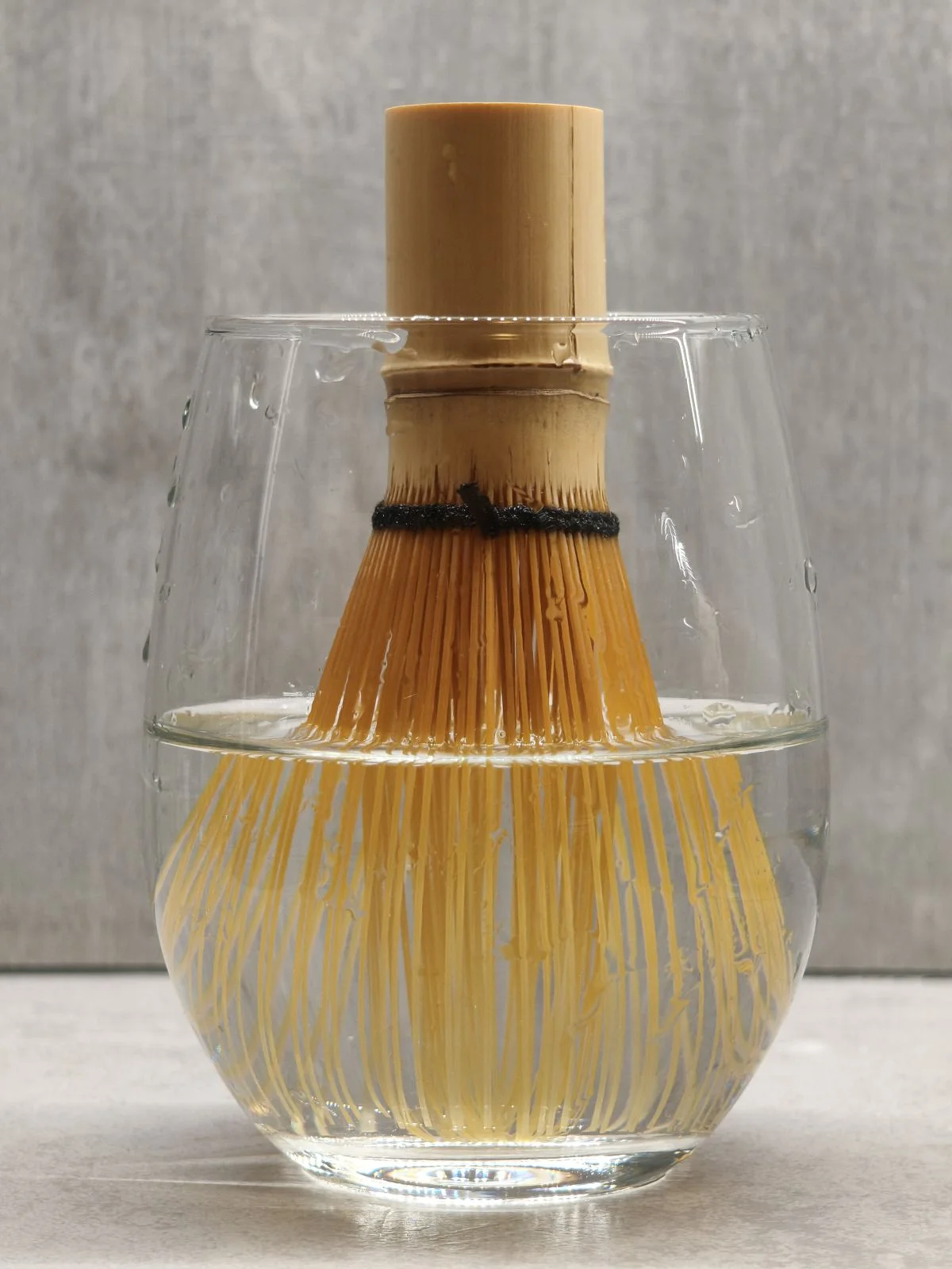 Chasen metlička - namáčení